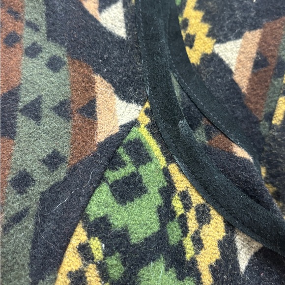 Pendleton Multicolor Geometric Wool Vest - Picture 6 of 6